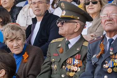 Оренбуржцы отмечают главный праздник страны